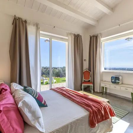 Casale Degli Ulivi Con Piscina Scicli