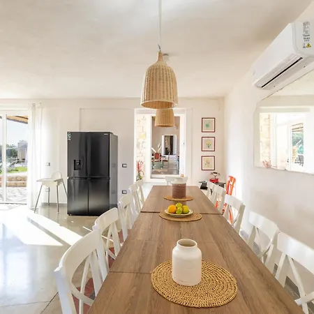 Casale Degli Ulivi Con Piscina Villa Scicli